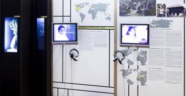 Vue de l'exposition temporaire "Histoires d'ici, Mémoires d'ailleurs", présentée au MDSM du 07/11/2010 au 31/07/2011